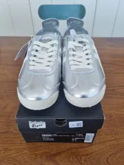 onitsuka tiger(オニツカタイガー) メキシコ 66 シルバー 250 サイズ 在庫処分