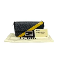 FENDI フェンディ FFロゴ バゲット ミニ 携帯 ケース クロスバッグ