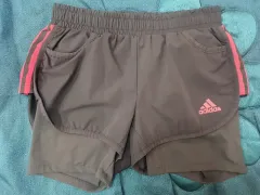 アディダス ショートパンツ