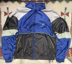 90s NIKE Spellout ウィンドブレーカー