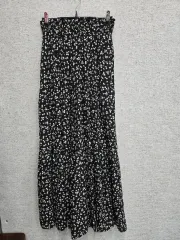 小花柄 3段シャーリングスカート 66前後