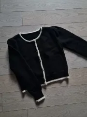 新品) 黒 基本 ニット カーディガン兼 トップス 出品