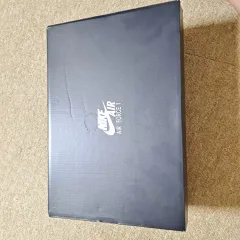 ナイキ エア フォース 1 07 LV8