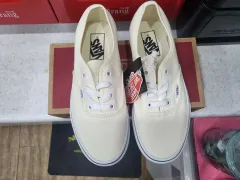 VANS(バンズ) オーセンティック アイボリー