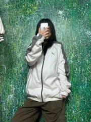 PUMA(プーマ) 白 グレー ウインドブレーカー XL
