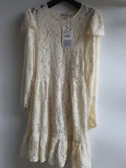 (新製品) ザラ レース ワンピース M