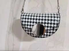 CHARLES & KEITH(チャールズアンドキース) チェック ミニバッグ 新品