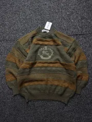 BURBERRY(バーバリー ) アーカイブ センター 刺繍ロゴ ウールニット