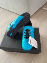 Asics(アシックス) キッズ サッカーシューズ 新品 200