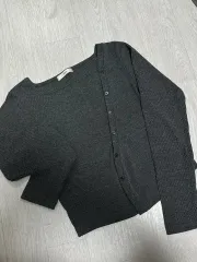 斜めボーダー チャコール ニット
