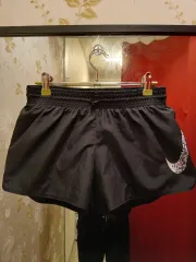 4 ／ 12 NIKE(ナイキ) ドライフィット スウッシュ ランショーツ S サイズ