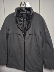 Tommy Hilfiger(トミーヒルフィガー) 正規品 ブルゾン ジャケット アウター ウインドブレーカー スレッド 100 サイズ 出品 ライナー はい