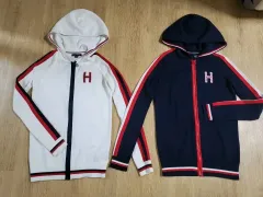 xs Tommy Hilfiger(トミーヒルフィガー) ニット ジップアップパーカー フード付き 2 犬