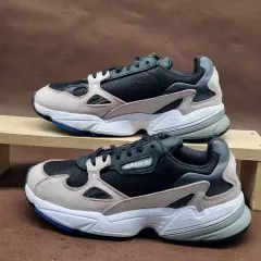 アディダス ファルコン 검핑 スニーカー 245