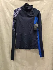 新品 Nike(ナイキ） ラッシュガード 100