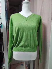 PARTYSU(パーティス) ライトグリーン Vネック 長袖 状態良好