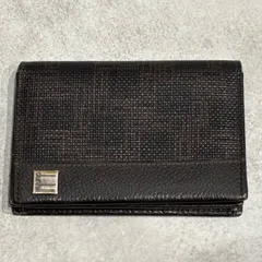 dunhill ダンヒル 名刺入れ カードケース 名刺ケース 二つ折り ロゴプレート 総柄 PVC レザー メンズ ビジネス 通勤 通学 コンパクト スリム 収納 小物 男性用 紳士用 フラップ エレガント 高級感 上品 定番 人気 ブランド フォーマル