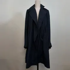 アン ドゥムルメステール アンドミュルミスター アシメントリー トレンチ コート