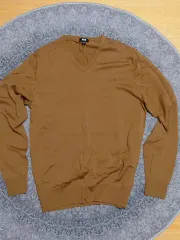 UNIQLO(ユニクロ) Vネック ウォッシャブル ニット セーター 黄土色