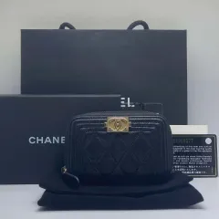 付属品完備 Chanel(シャネル) ボーイ カードウォレット ラウンドファスナー