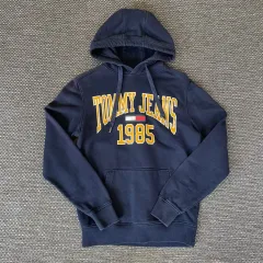 TOMMY JEANS(トミー ジーンズ ) ネイビー ロゴ印刷 コットン フード付きTシャツ