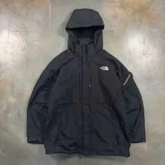 ノースフェイス ラムポケット ウィンドブレーカー