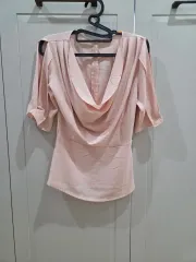 ドレープ ピンク ブラウス ／ FREE サイズ