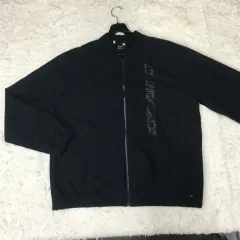 アンダーアーマー ジップアップ ジャケット CC22