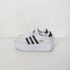 adidas(アディダス) ガゼルアップ 235
