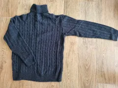 ケーブル編み ニット セーター タートルネック