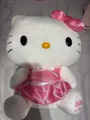 ハローキティぬいぐるみ