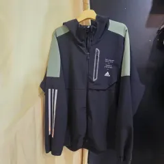 アディダス ジュニア ウィンドブレーカー