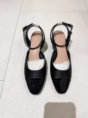 新品 MARY JANE(メリージェーン) ストラップ シューズ 35 （ 225 ー 230mm ）