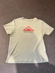 Nike(ナイキ） トレイル Tシャツ