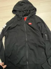 NIKE(ナイキ) ジップアップパーカー フード付き 黒