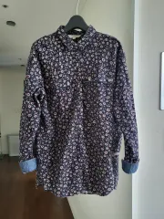 サースデーアイランド シャツ