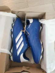 新品 キッズ サッカーシューズ 235 240
