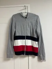 トミーヒルフィガー グレー フードジップアップ