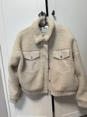ZARA(ザラ) アイボリー ジャケット