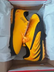 PUMA(プーマ) キッズ サッカーシューズ 新品 230 235