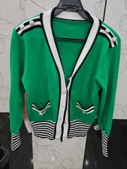 グリーンカラー スプリングカーディガン 新品