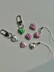 ハローキティ ハート ペンダント キーホルダー スマートフォン ストラップ 携帯デコレーション バッグ キーホルダー