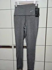 ナイキ レディース レギンス タグ付き新品