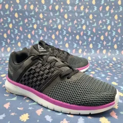 リーボック レディーススニーカー 245