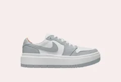 ナイキ ジョーダン 1 エリベート ロー ホワイト & ウルフ グレー スニーカー