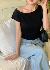 (新品) オフショルダー半袖 黒色