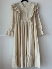 新品 レース パンチング ロング丈ワンピース