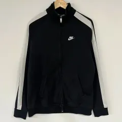 L Nike(ナイキ） ジャージ