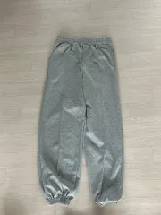 グレー ジョガーパンツ 出品