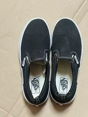 VANS 210